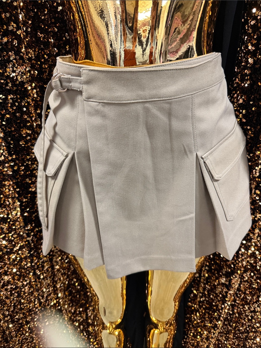 Zara Light Gray Pleated Mini Skirt with Side Pockets